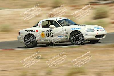 media/Jun-01-2025-CalClub SCCA (Sun) [[eae223c5dd]]/Group 5/Qualifying/